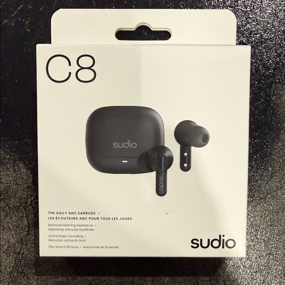 Studio C8 Black Earbud Headphones